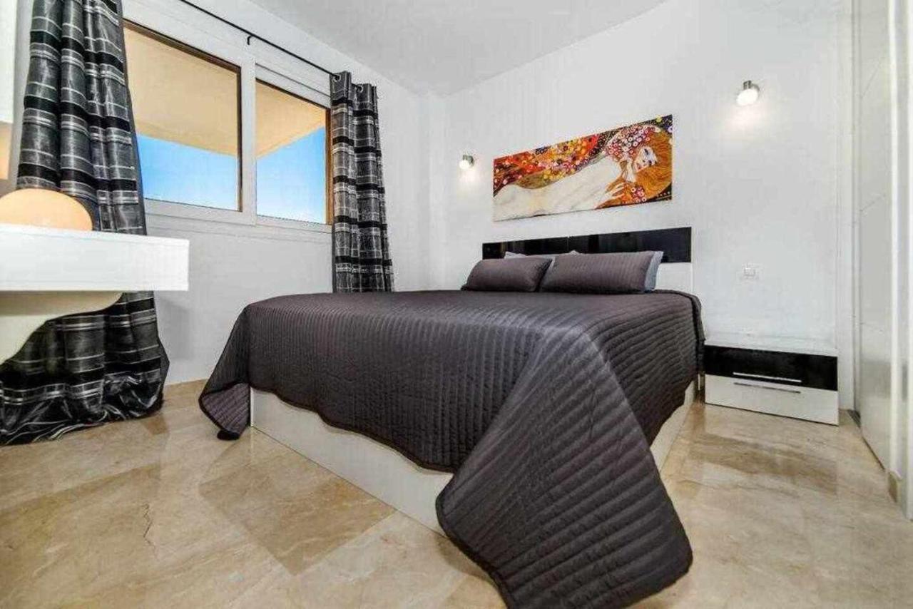 Espanhouse Elvis Apartment Torrevieja Esterno foto